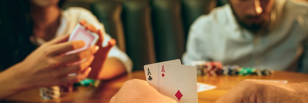 Keep an eye on the player in the big blind (1)